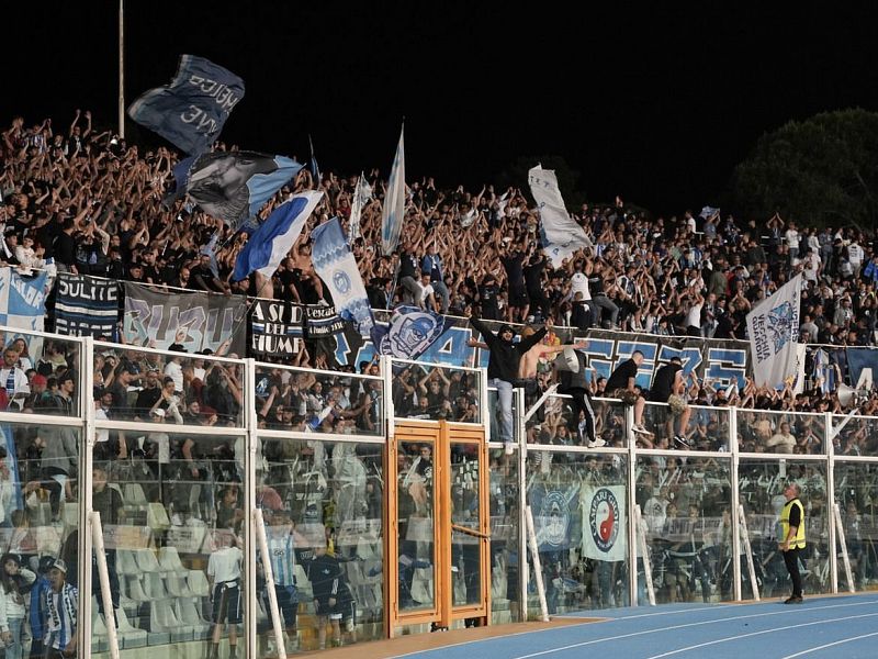 Foggia-Pescara, rischio trasferta vietata. Idea maxi schermo, foto 1