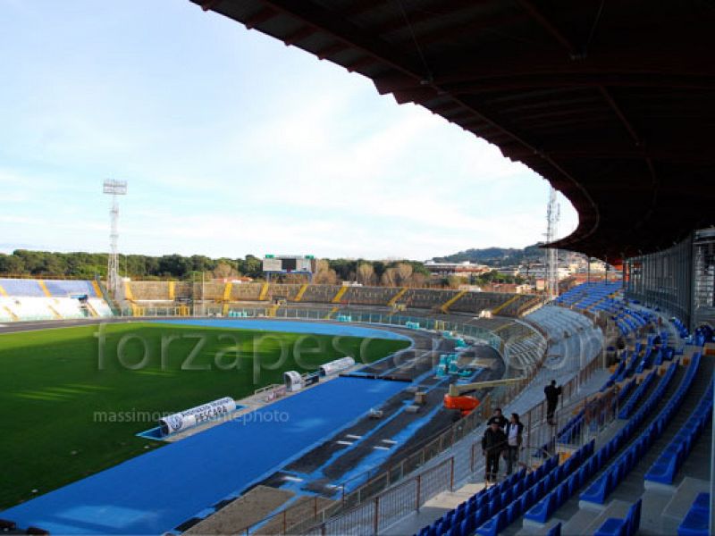 ON -LINE il servizio fotografico sui lavori STADIO ADRIATICO, foto 3