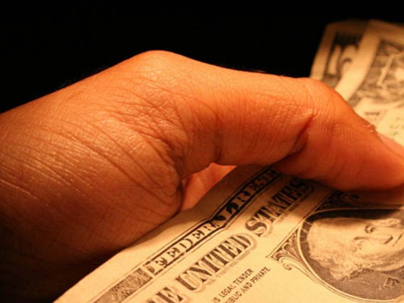 Assemblea Pescara Calcio: i soldi ci sono, ma a Dubai, foto 1