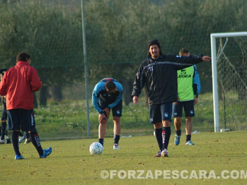Ripresa della preparazione: fermi Conti e Felci, foto 1