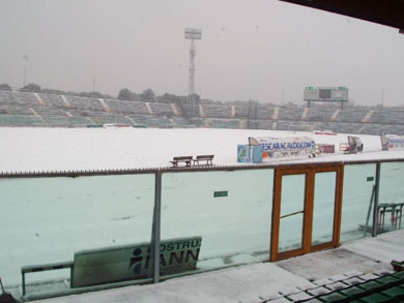 Stadio Adriatico innevato, foto 4
