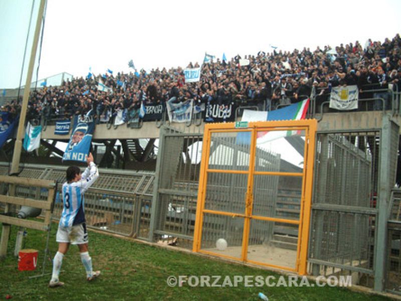 Buon compleanno a Simone Vitale, foto 1