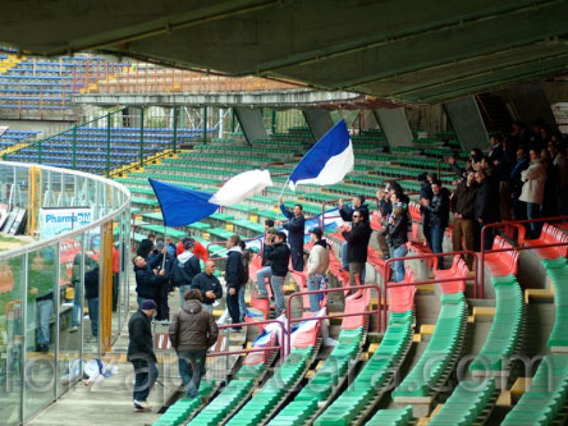 Flash news ore 11:30: Venduti soltanto 1300 biglietti, foto 4