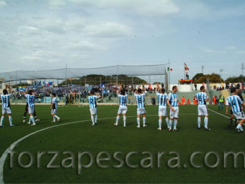ON -LINE il servizio fotografico di Gallipoli Pescara, foto 3