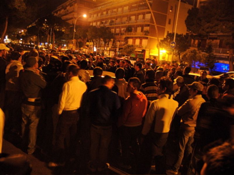 Pescara protesta contro la Lega di C: il video, foto 1