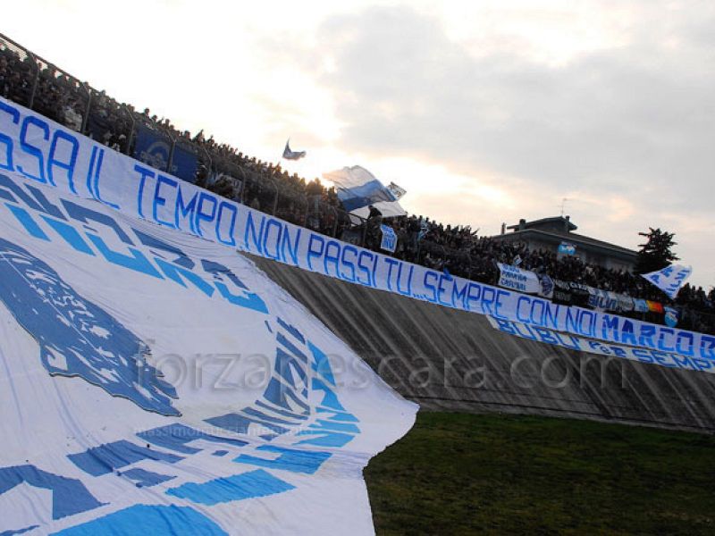 ON-LINE il fotoservizio di Pescara Crotone, foto 3