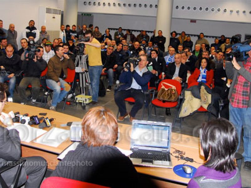 ON -LINE il servizio fotografico sull'apertura buste, foto 1