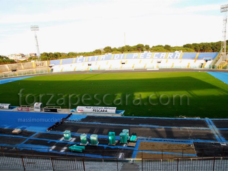 ON -LINE il servizio fotografico sui lavori STADIO ADRIATICO, foto 2