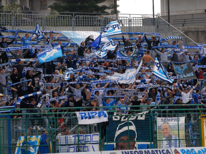 Rangers a Castellammare, si organizzano pullman, foto 1