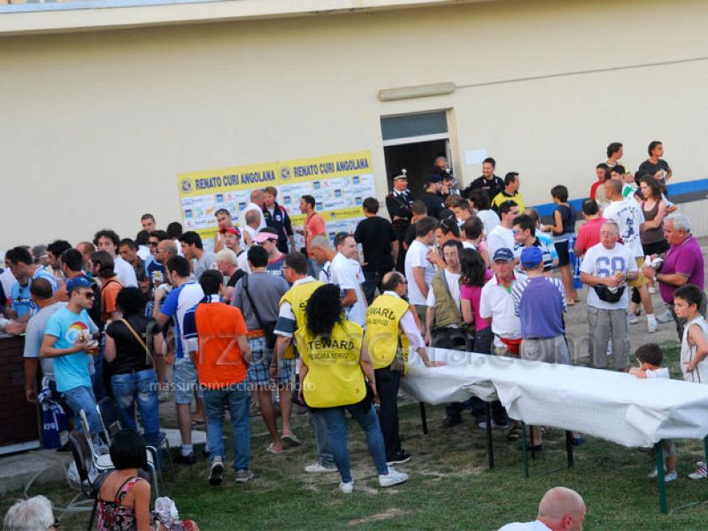 ON -LINE il servizio fotografico dell'Amichevole Pescara L'Aquila, foto 4