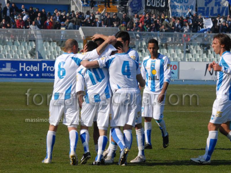 Online: il fotoservizio di Pescara Spal, foto 2