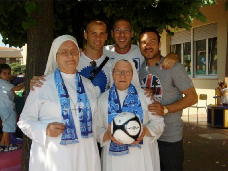 Asta di beneficenza su ebay: maglie Pescara e pallone ufficiale, foto 3