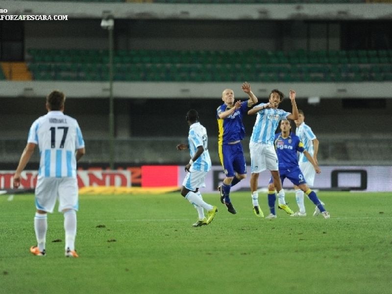 On line servizio fotografico di Verona-Pescara 1-2, foto 1