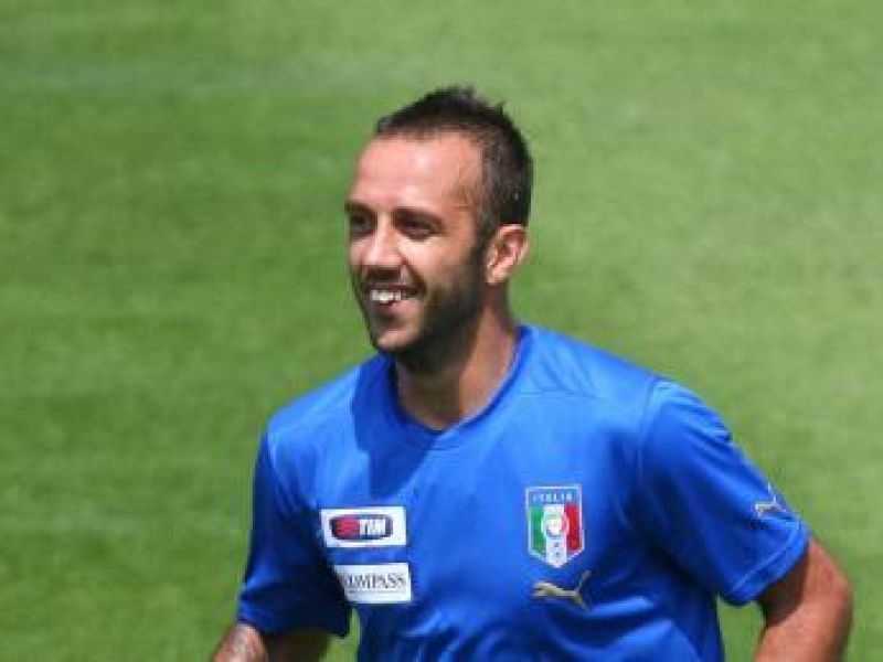 Mascara scala le gerarchie, foto 1