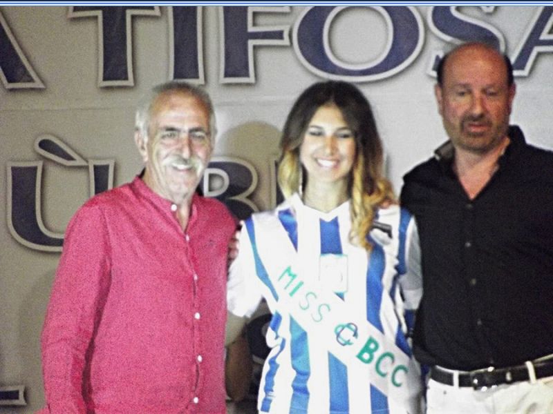 La diciottenne Laura Iezzi è la tifosa più bella del Pescara 2014, foto 2