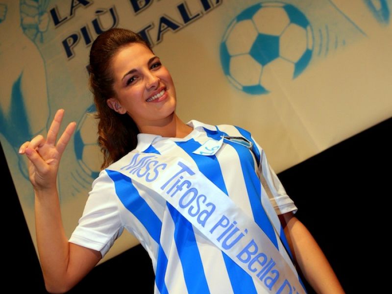 La pescarese Laura Iezzi è la ''Tifosa più bella d'Italia'', foto 1