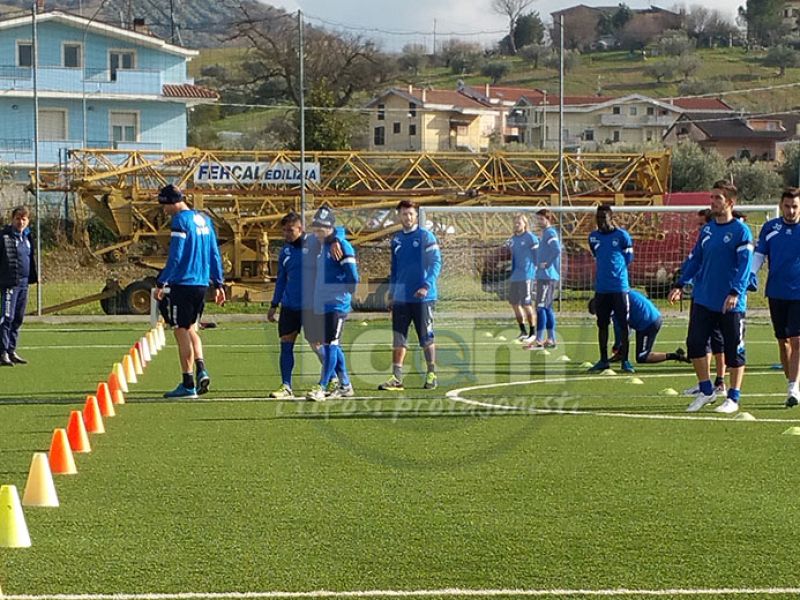 Notiziario: assente Bruno, si rivede Lazzari, foto 1