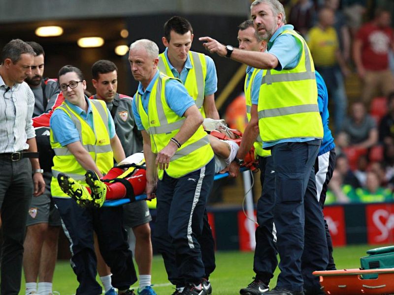 Paura Immobile: esce in barella, foto 1