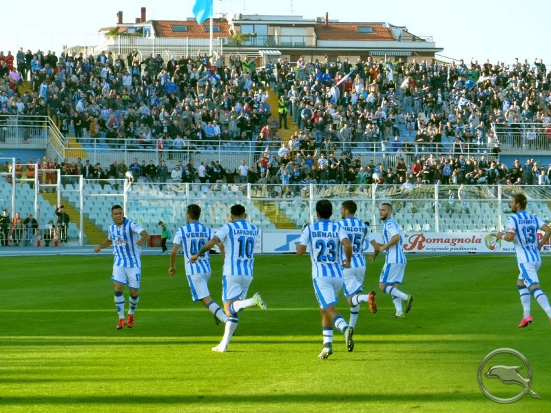 A Como per dimenticare il passato, foto 1