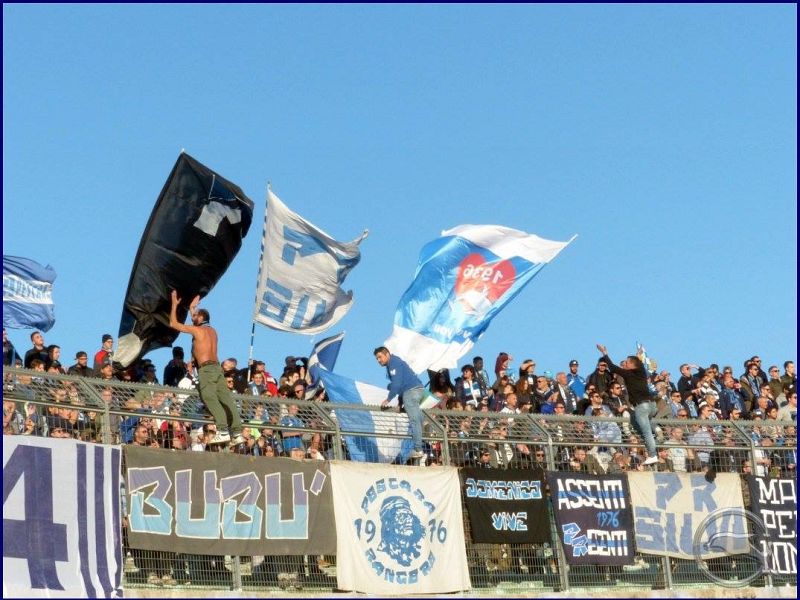 Online le foto di Virtus Lanciano-Pescara, foto 1