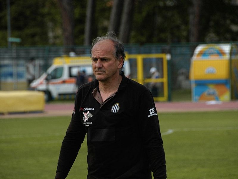 Serie B, il Como esonera Festa, foto 1