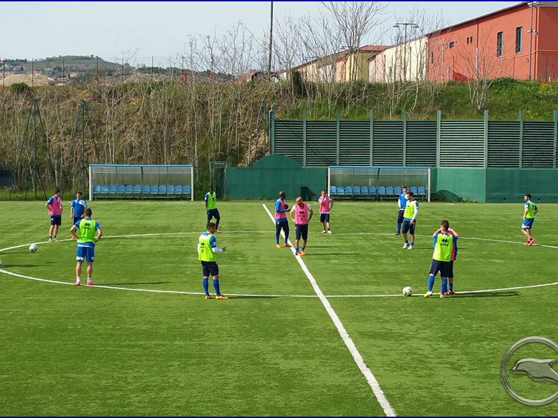 Notiziario: doppia seduta, foto 1