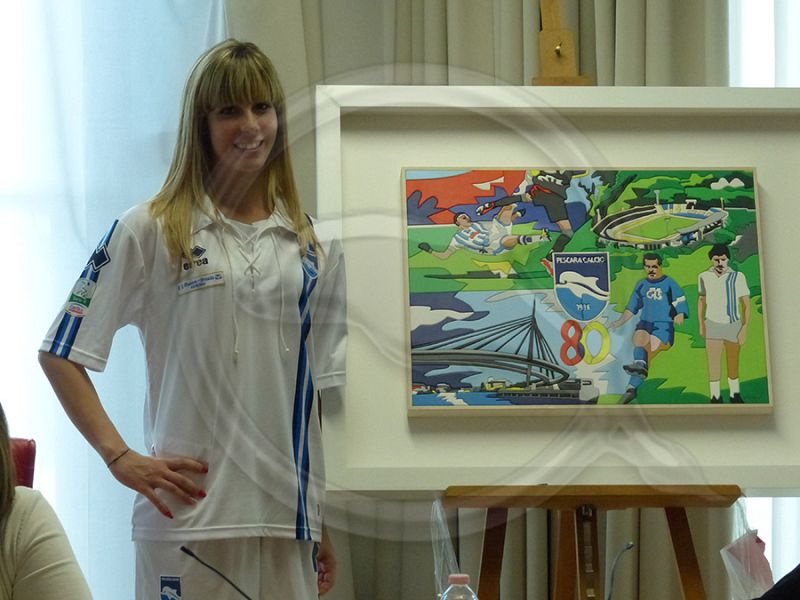 La maglia celebrativa degli 80 anni del Pescara, foto 1