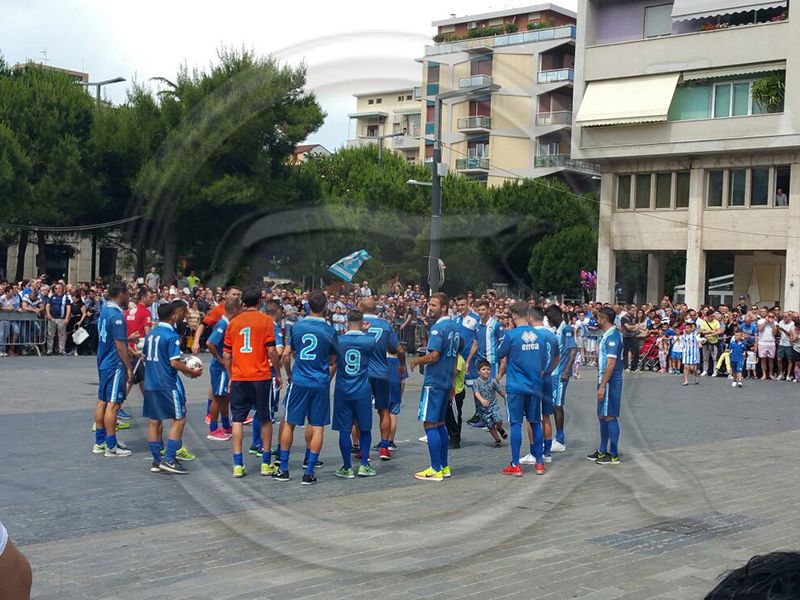 Pescara a Piazza SalODDO, foto 1