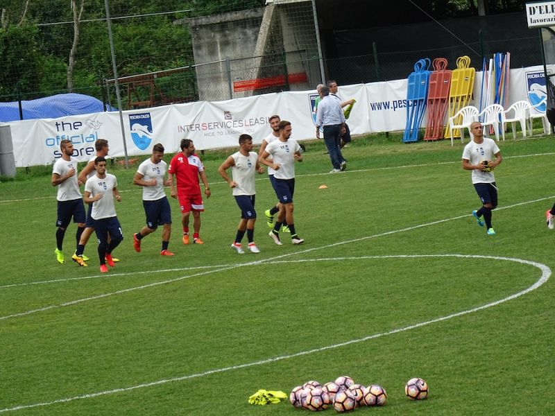 La 10 a Benali, Manaj la 9, foto 1