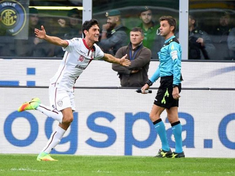 Il Cagliari espugna San Siro, foto 1