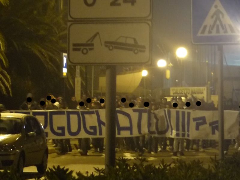 La protesta dei tifosi del Pescara: ''Vergognatevi'', foto 1