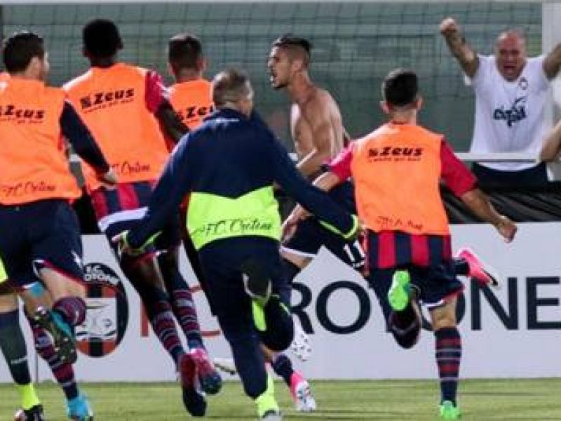 Il miracolo riesce al Crotone, foto 1
