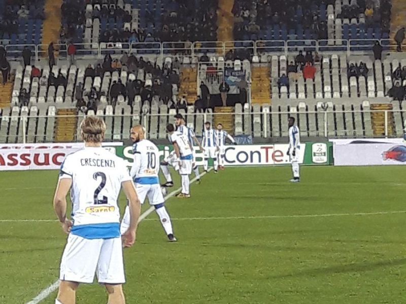 Nel momento più difficile torna la vittoria, Pescara-Novara 1-0, foto 1
