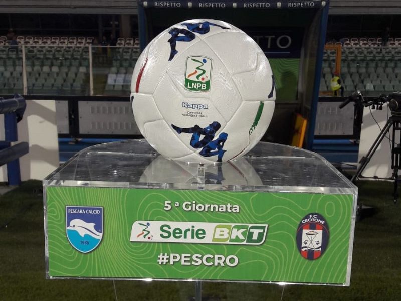 Pescara-Crotone 2-1, FINALE, foto 1