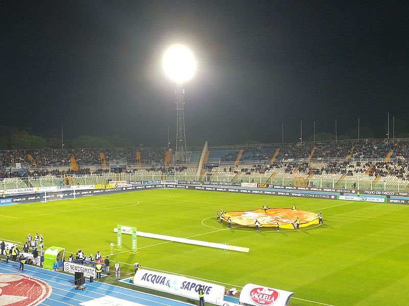 Pescara-Lecce 4-2, FINALE, foto 1