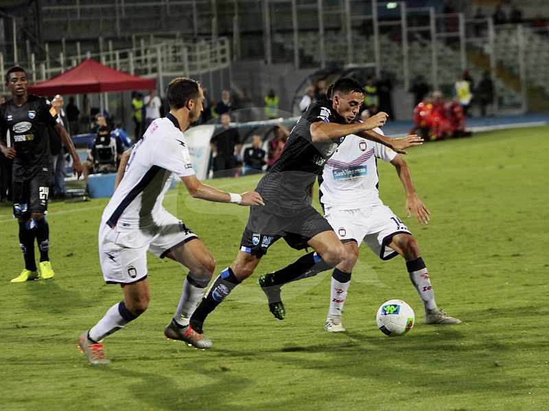 Pescara-Crotone 0-3, le foto, foto 1