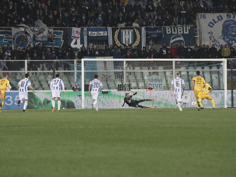 Il Pescara perde di rigore ma non demerita, foto 1
