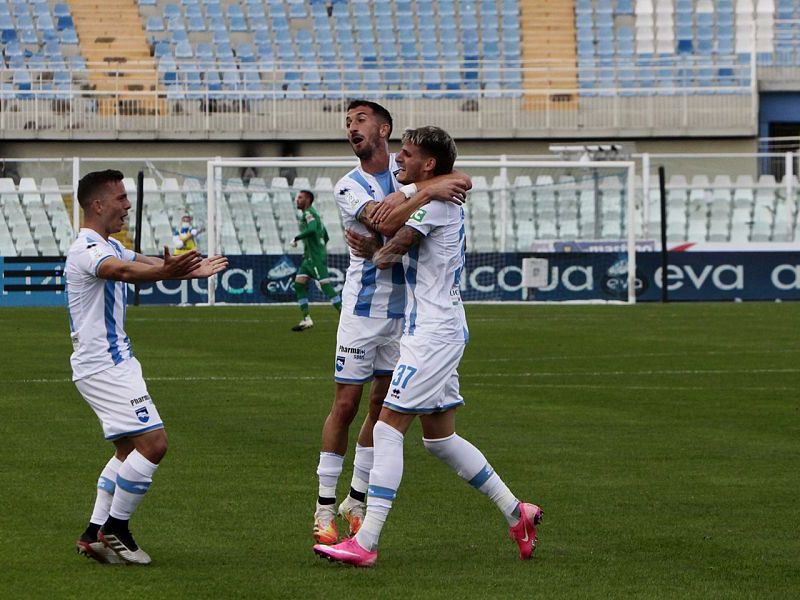 Tamponi negativi per i biancazzurri, foto 1