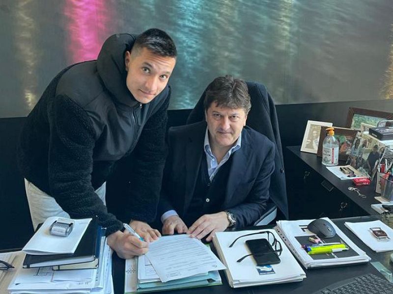 Ufficiale, Sorrentino firma il primo contratto tra i professionisti, foto 1