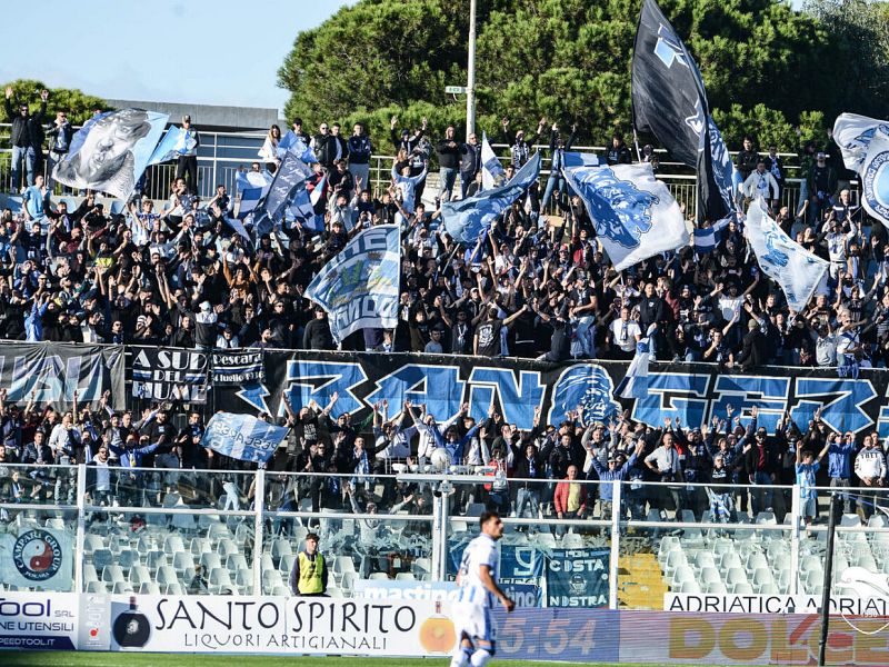 Trasferta vietata ai tifosi del Taranto, foto 1