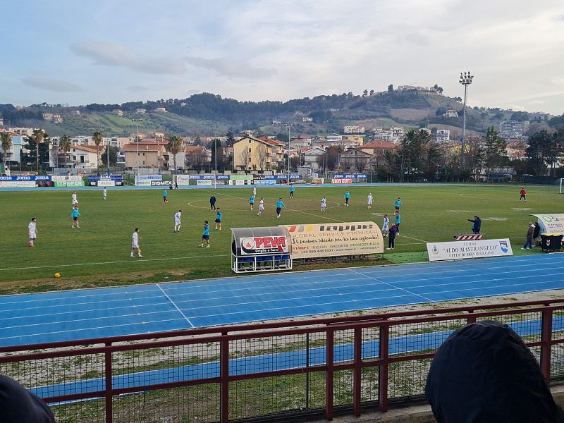 Pescara in amichevole batte 18 a 0 il Fossacesia 90, foto 1
