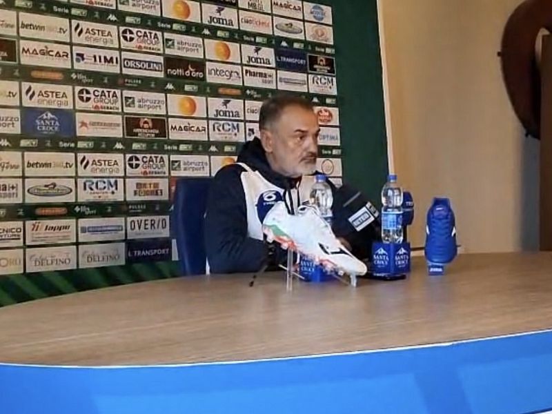 Vivarini:''Voglio una squadra che reagisca alle difficoltà. Dobbiamo esaltarci'', foto 1