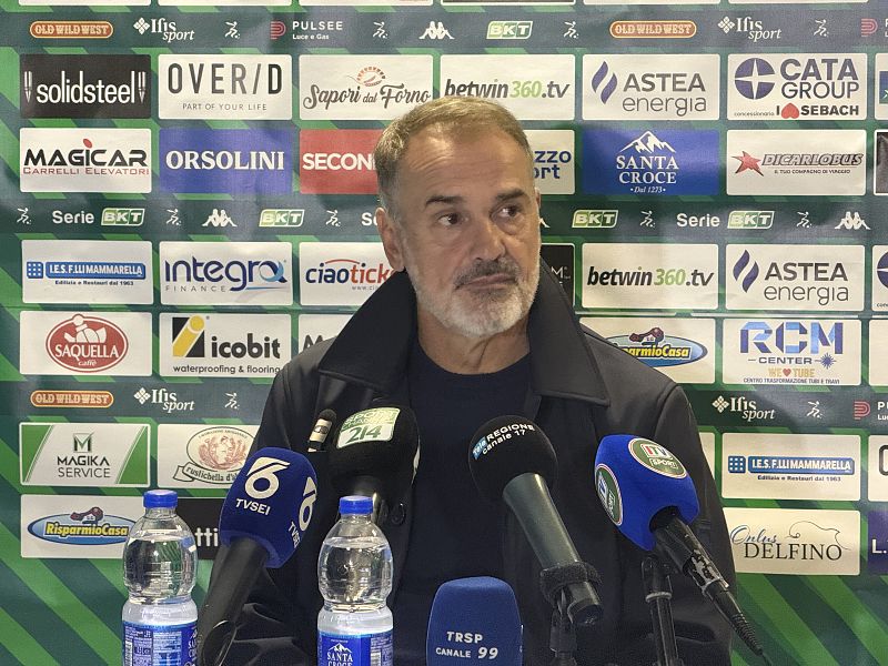 Vivarini esonerato. Nel pomeriggio l’annuncio, foto 1